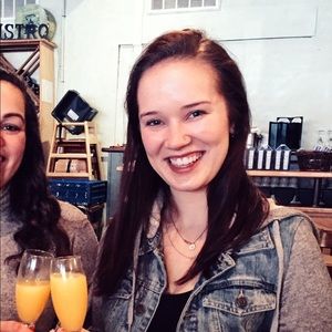 Meet your Posher, Emma